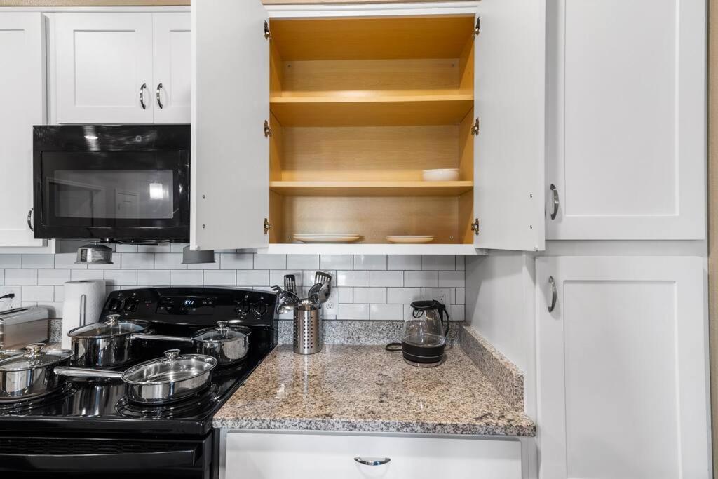 Elegant 1Br/1Ba Condo With Pool, Gym And Laundry Melbourne Zewnętrze zdjęcie