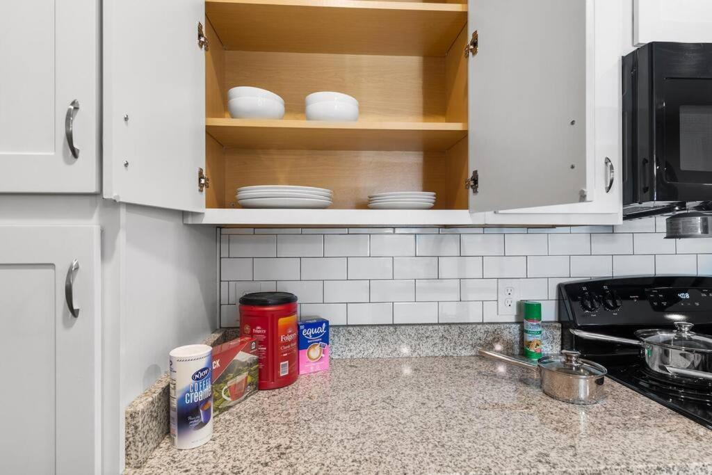 Elegant 1Br/1Ba Condo With Pool, Gym And Laundry Melbourne Zewnętrze zdjęcie