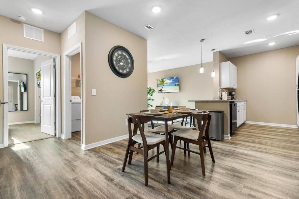 Elegant 1Br/1Ba Condo With Pool, Gym And Laundry Melbourne Zewnętrze zdjęcie